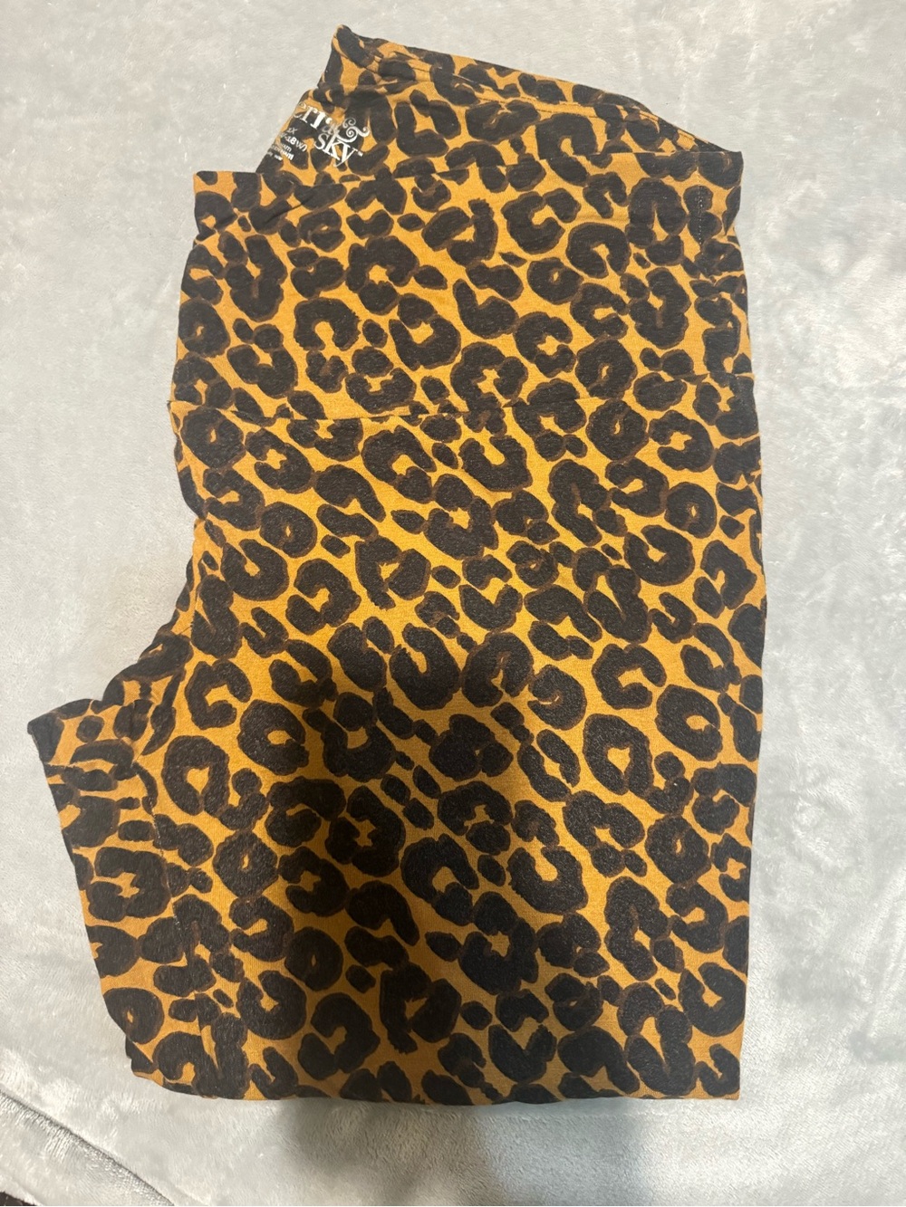 Terra & Sky Leopard Print Leggings in Black and Mustard